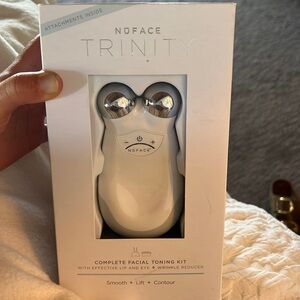 Nuface Trinity complete facial toning kit